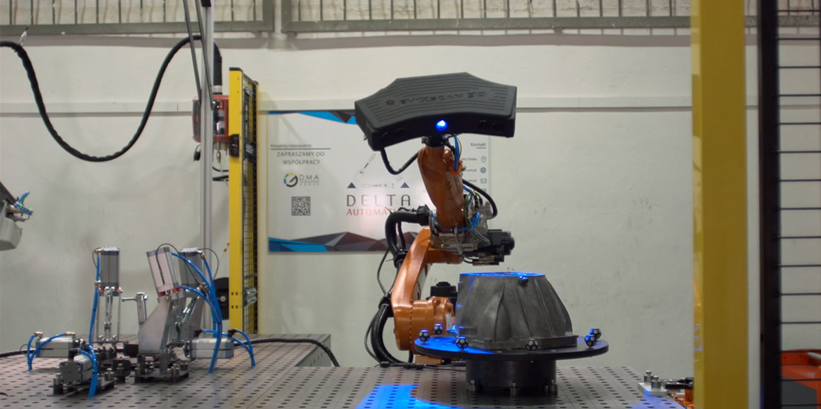 Integration of industrial robot with eviXscan 3D scanner.